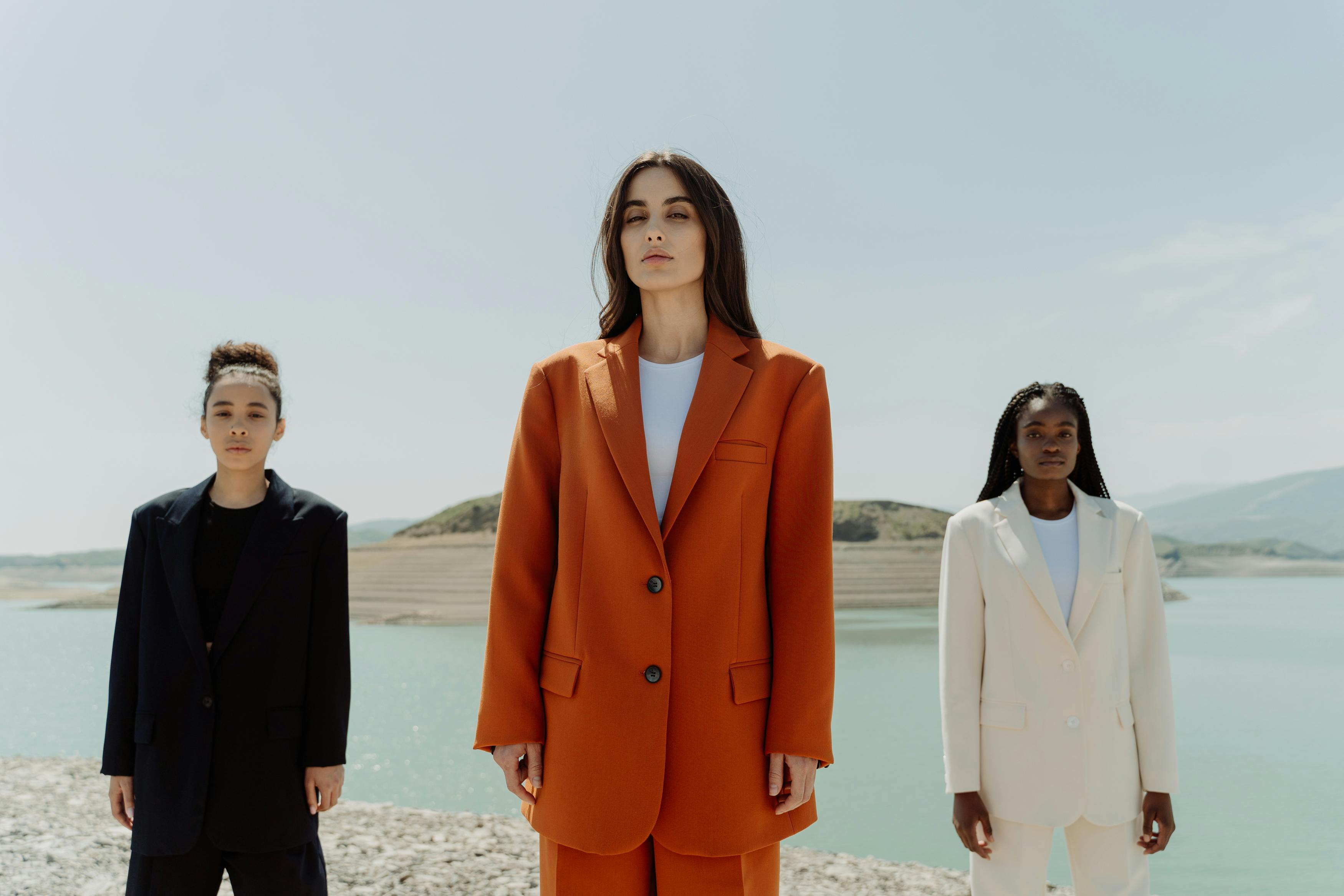 Trend Colors 2025: The Must-Have Shades for Your Style – Presented by Allority