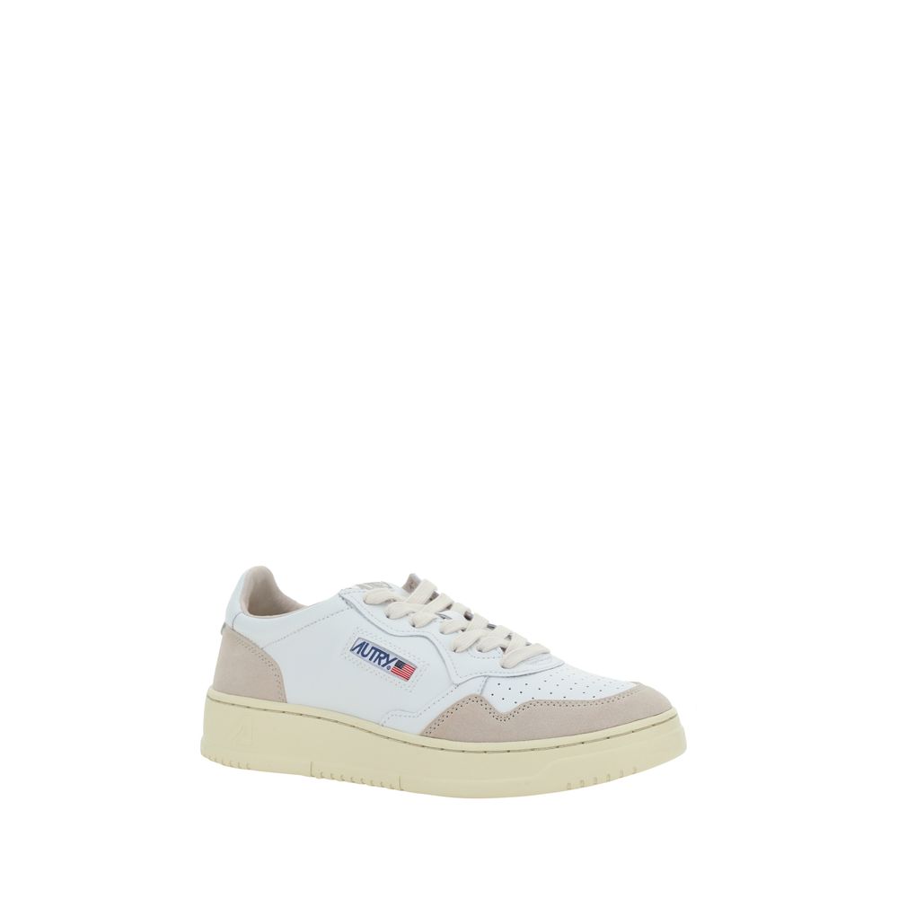 Autry White Calf Leather Bos Taurus Low Top Sneakers - Allority