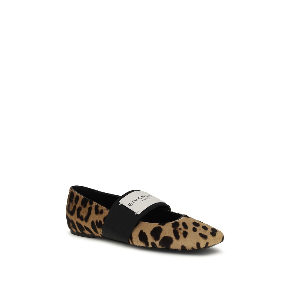 Givenchy Beige Calf Leather Bos Taurus Ballet Flats - Allority