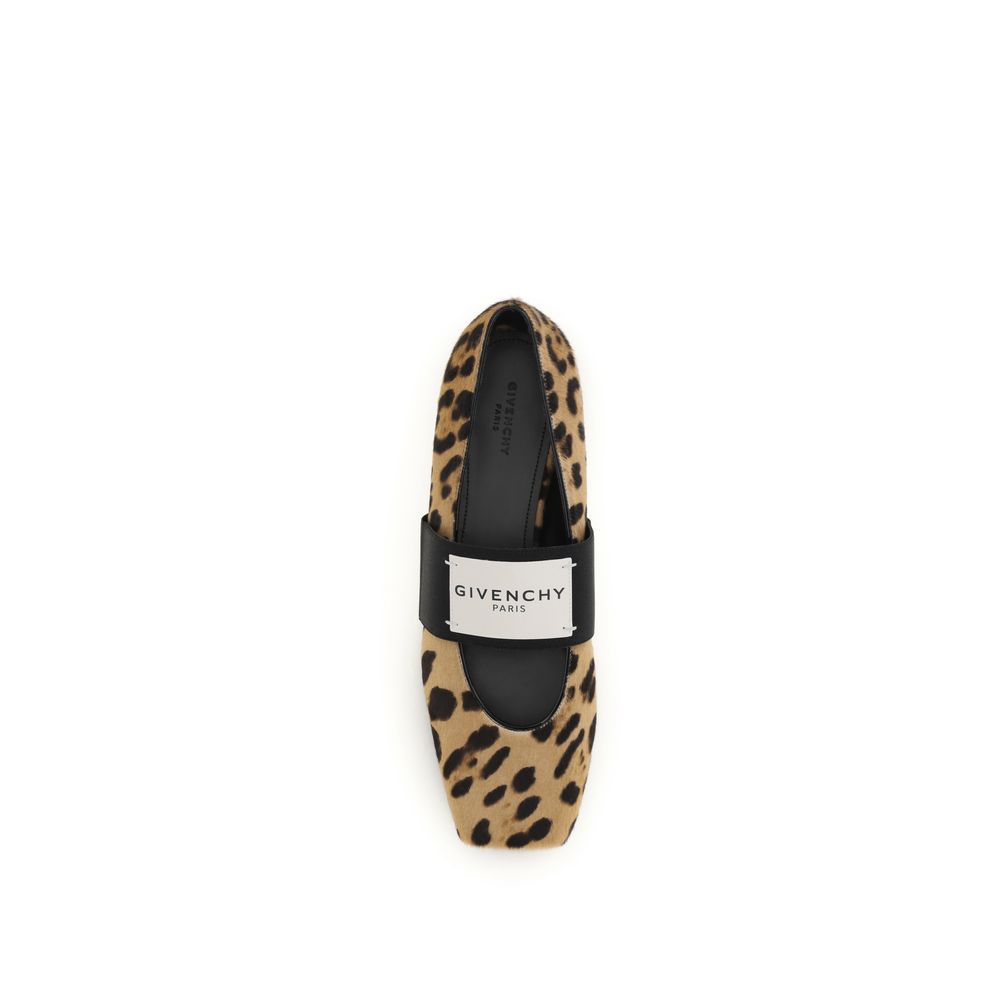 Givenchy Beige Calf Leather Bos Taurus Ballet Flats - Allority