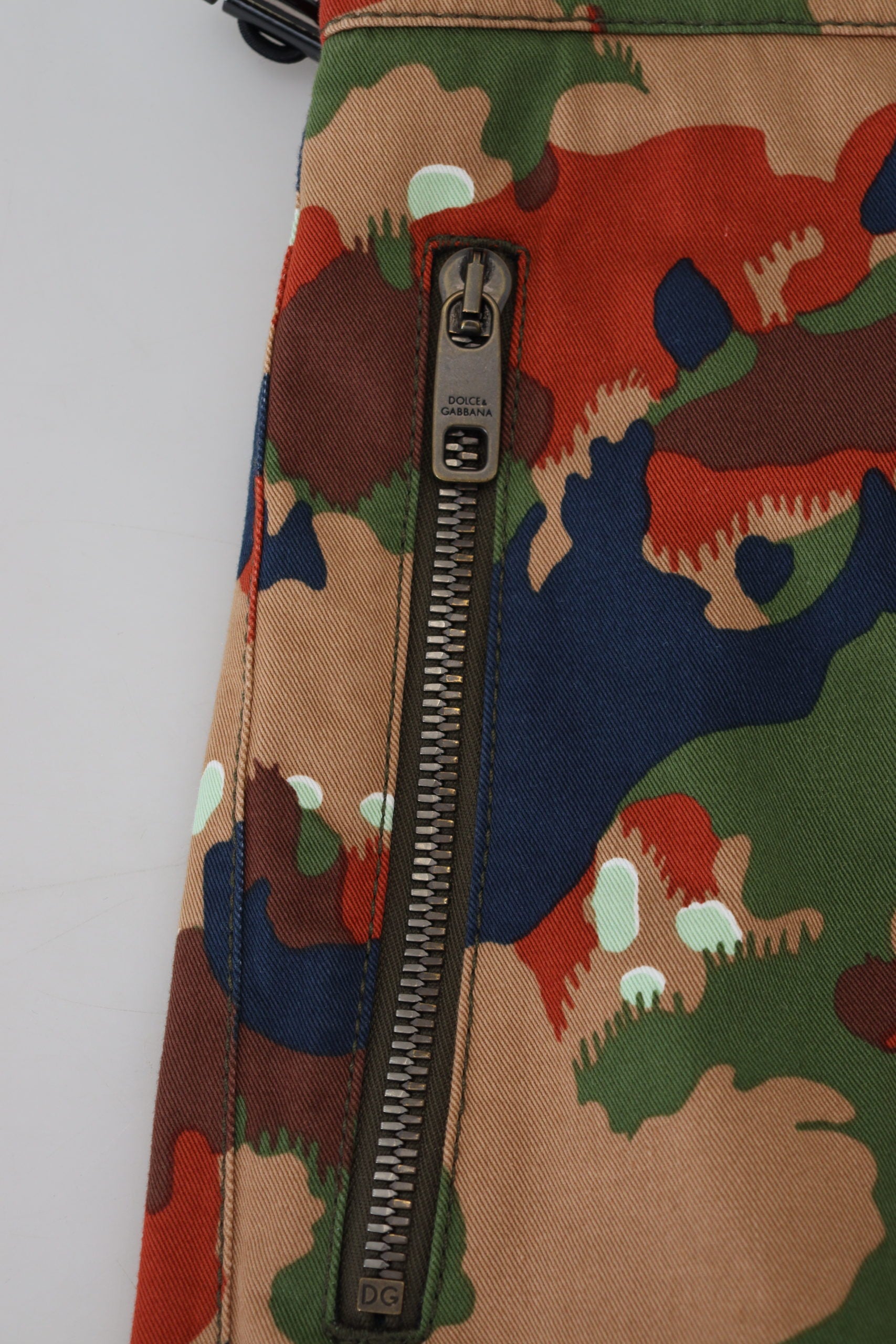 Mehrfarbige Cargo-Shorts des italienischen Designers Dolce &amp; Gabbana