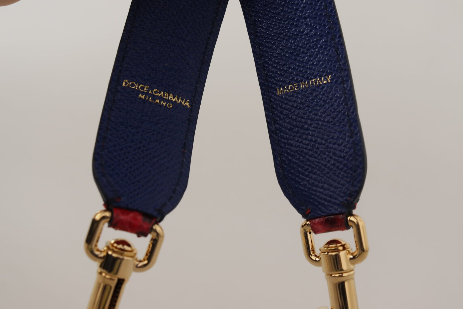Dolce &amp; Gabbana Chic Schultergurt aus rotem Pythonleder