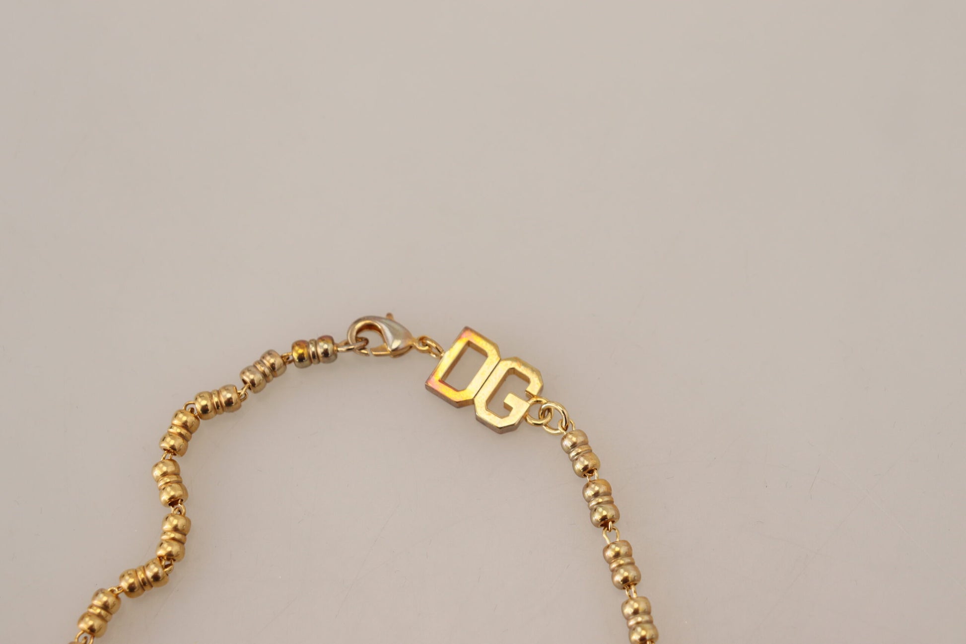 Dolce &amp; Gabbana Elegante Halskette mit goldenem Charm