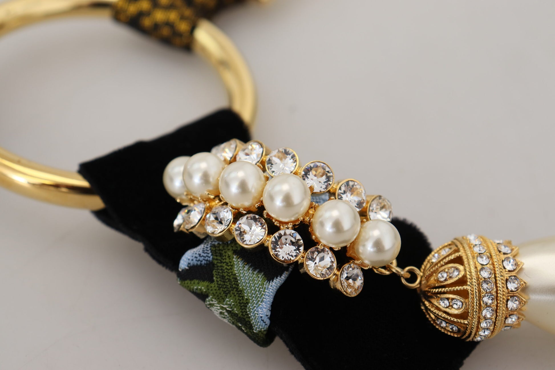 Dolce &amp; Gabbana Elegante Statement-Halskette mit Perlen aus goldenem Messing
