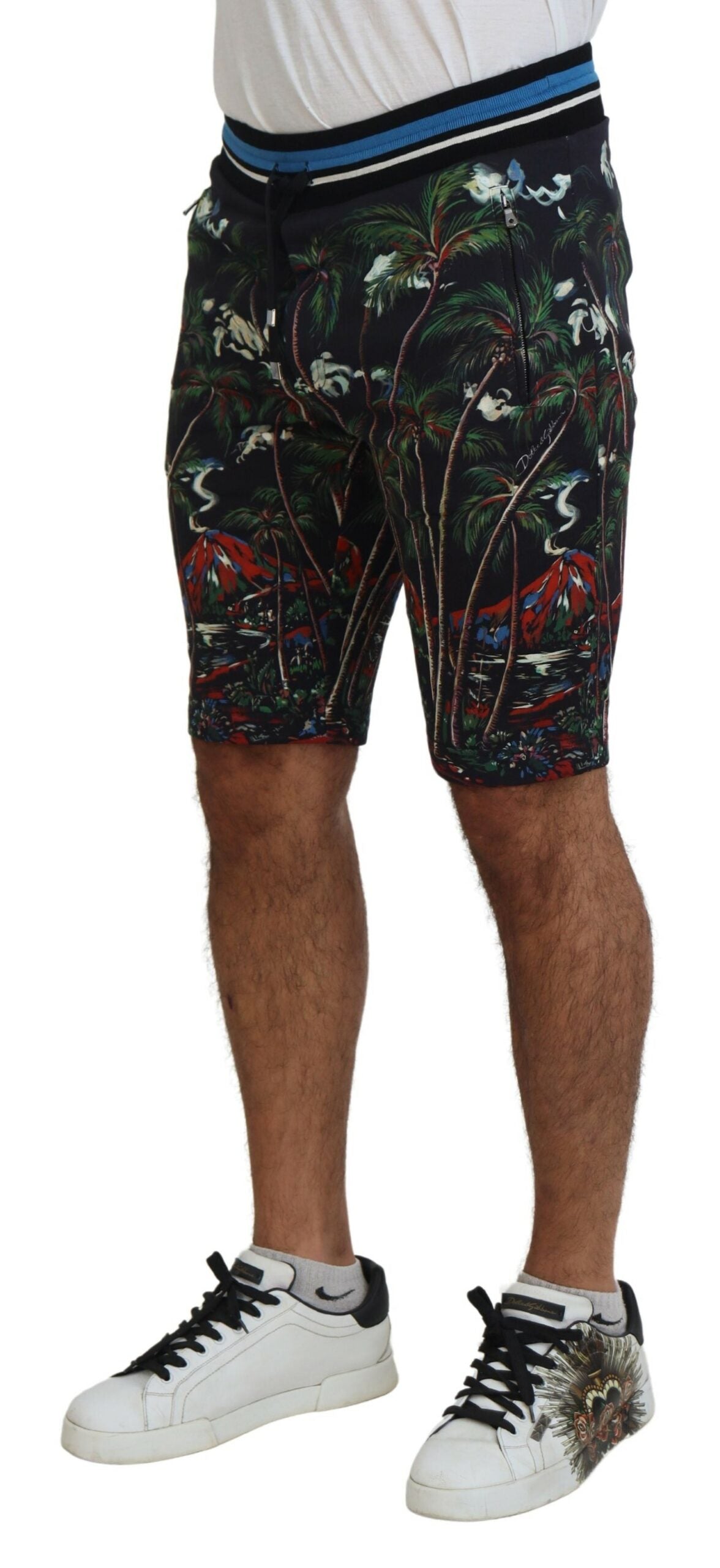 Dolce &amp; Gabbana – Lässige Shorts in Knielänge mit Vulkan-Print