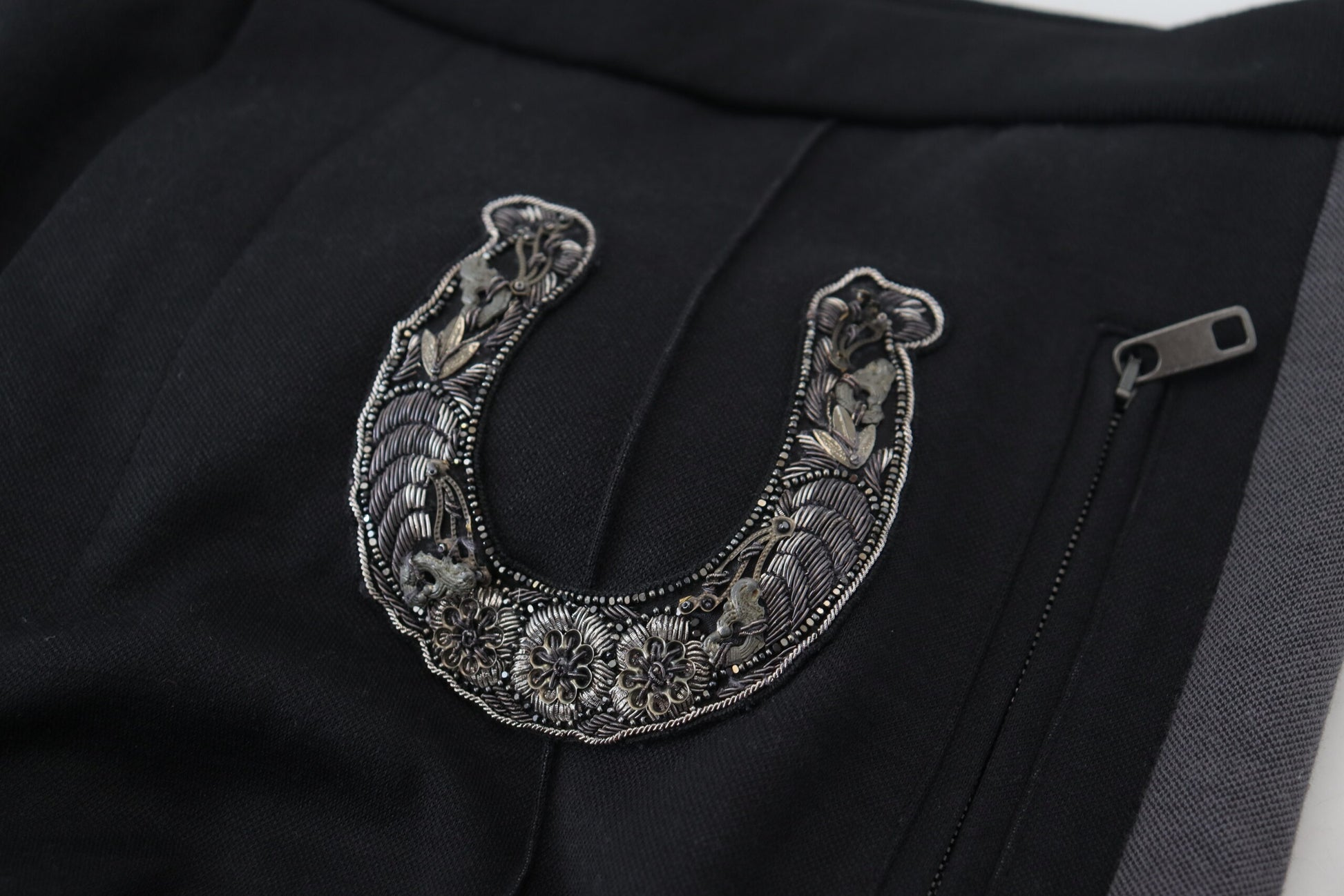 Dolce &amp; Gabbana – Elegante schwarze Jogginghose aus luxuriöser Wollmischung