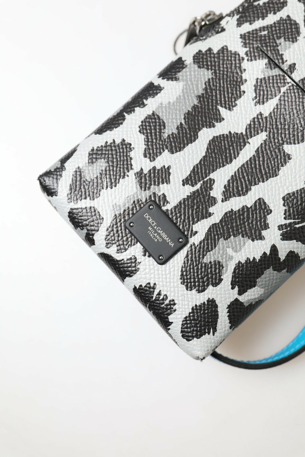 Dolce &amp; Gabbana Graue Leopardenleder Herren Geldbörse Crossbody Sling Handytasche