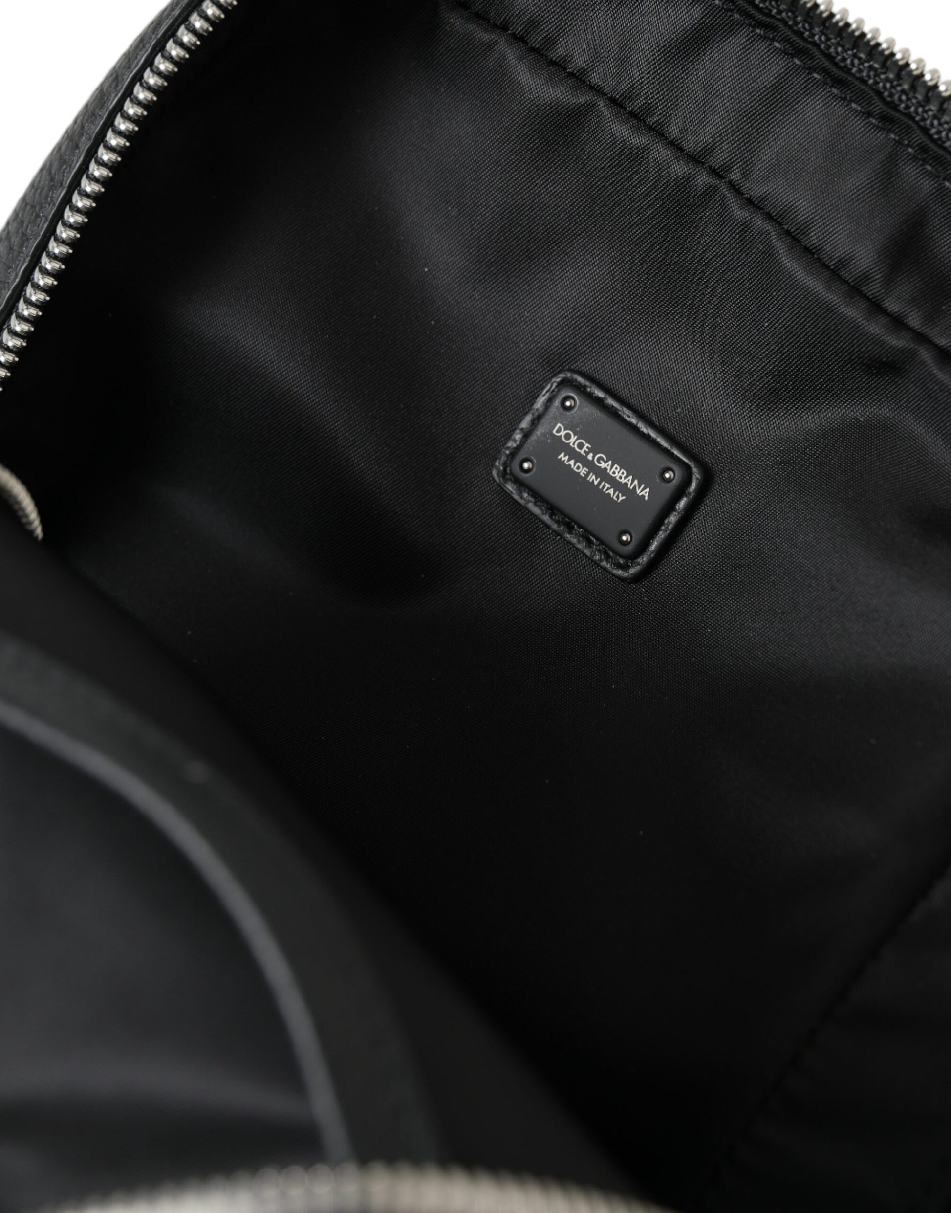 Dolce &amp; Gabbana Chic – Kleiner Rucksack aus schwarzem Kalbsleder
