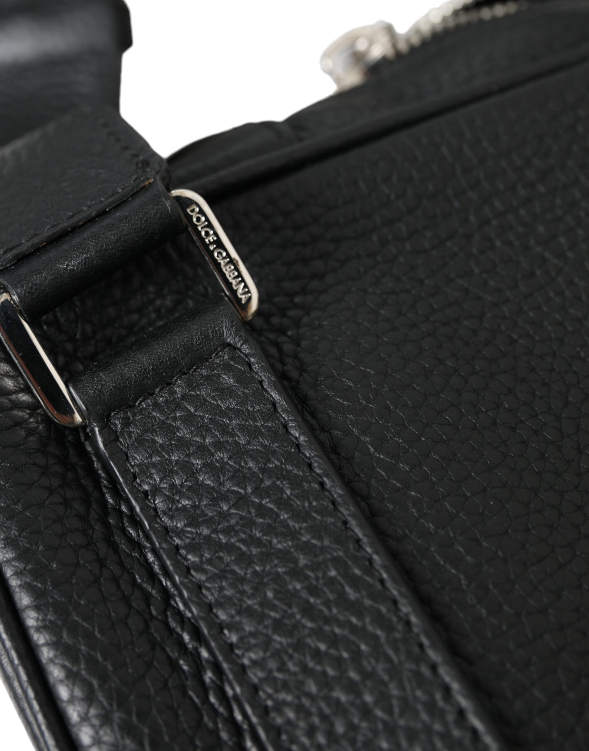 Dolce &amp; Gabbana Chic – Kleiner Rucksack aus schwarzem Kalbsleder
