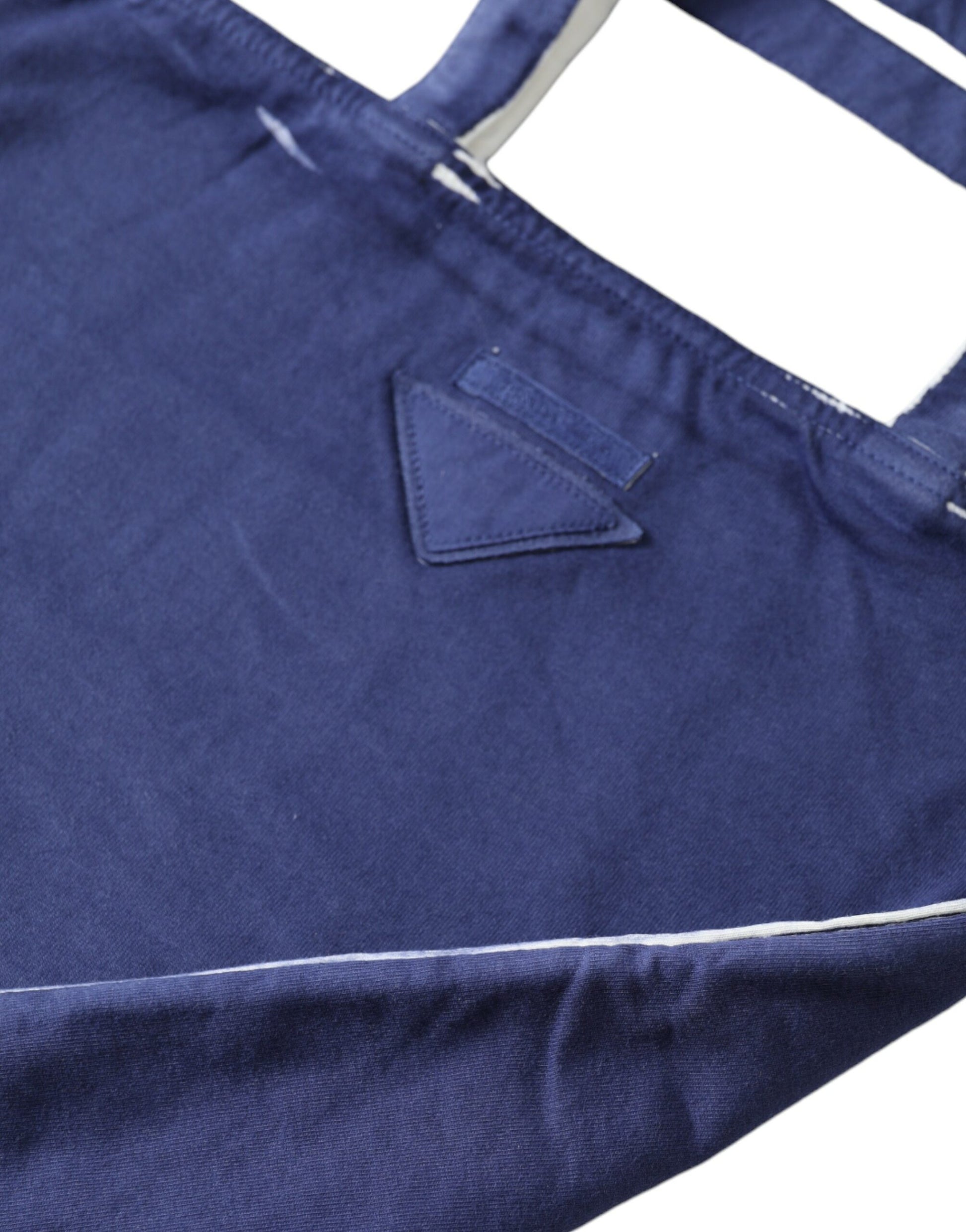 Prada – Elegante blaue Tragetasche für schicke Ausflüge