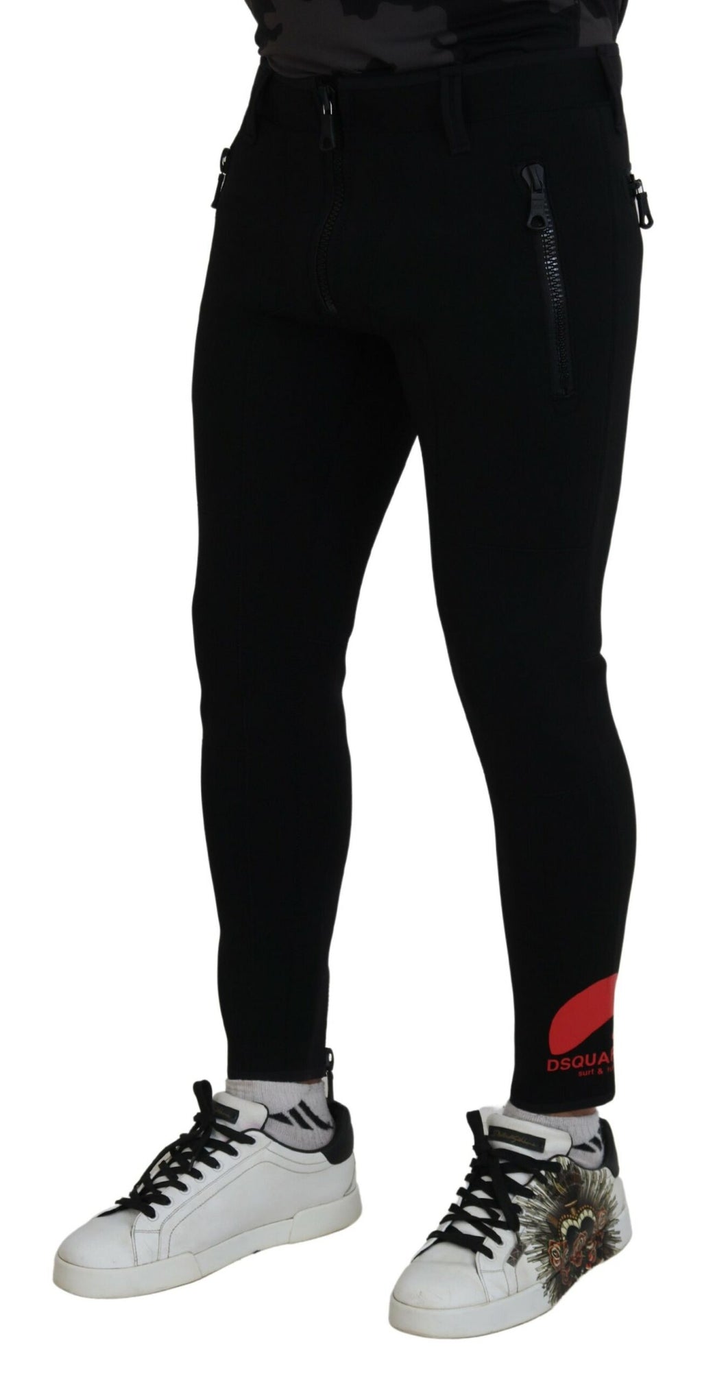Dsquared² Slim Fit Hose aus Polyamid mit Logo-Print hinten