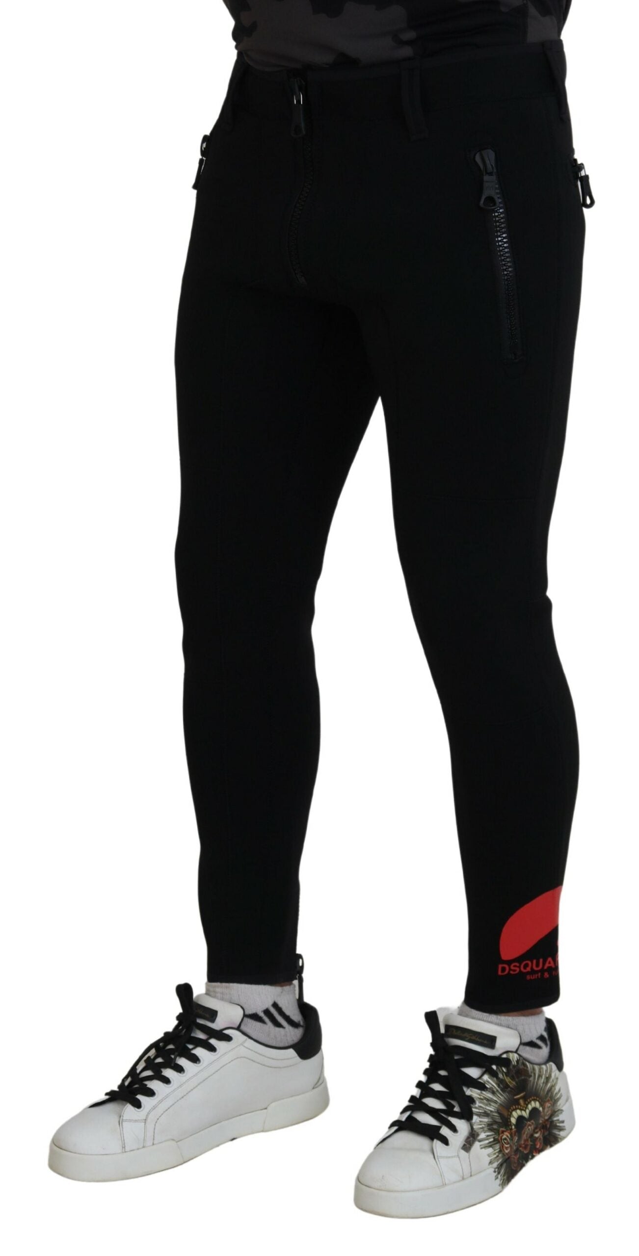 Dsquared² Slim Fit Hose aus Polyamid mit Logo-Print hinten