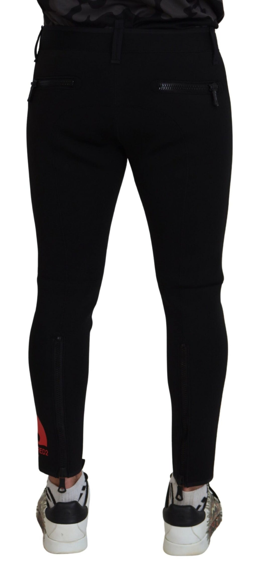 Dsquared² Slim Fit Hose aus Polyamid mit Logo-Print hinten
