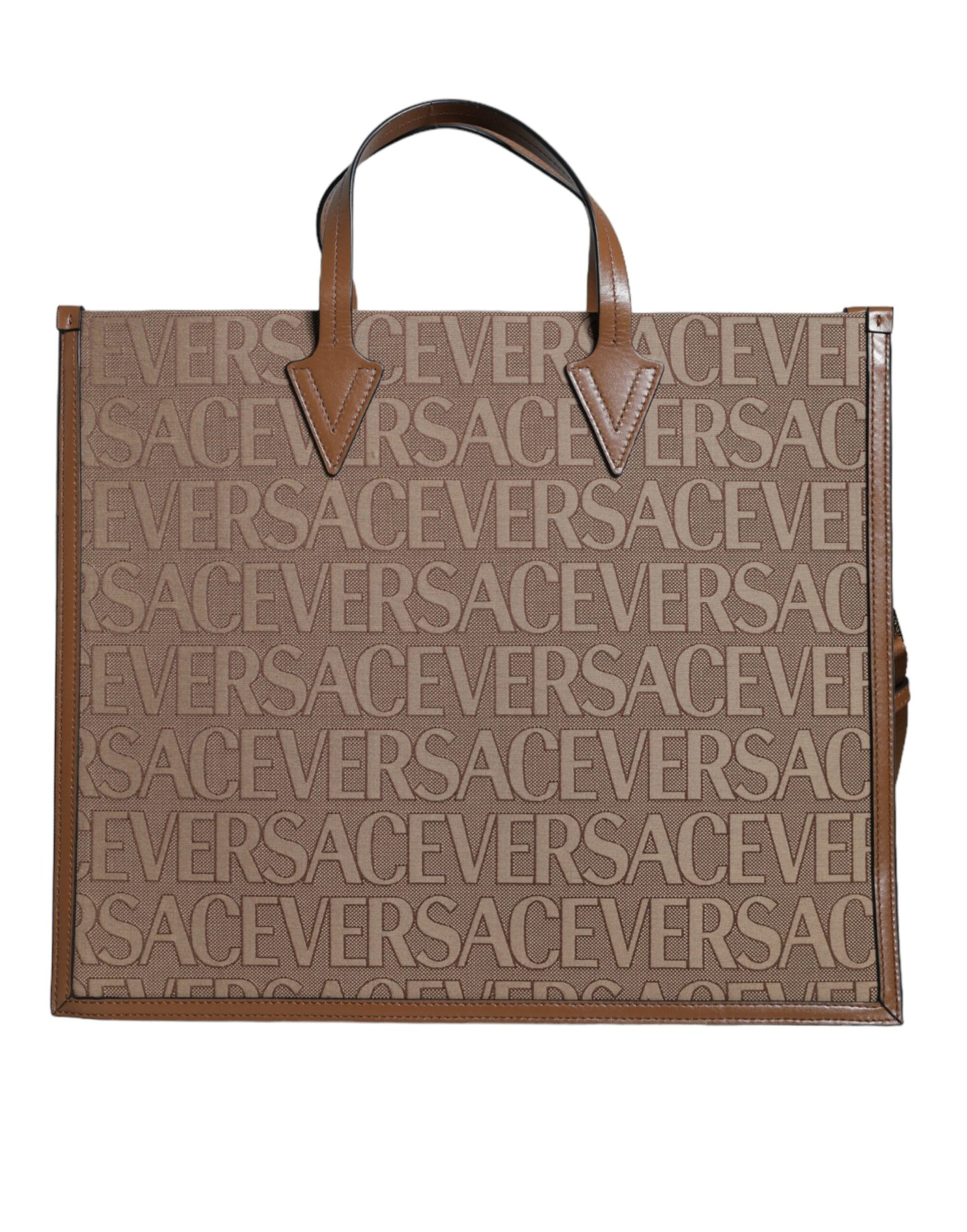 Versace – Umhängetasche aus Jacquardleder mit Logo in Braun mit Henkel
