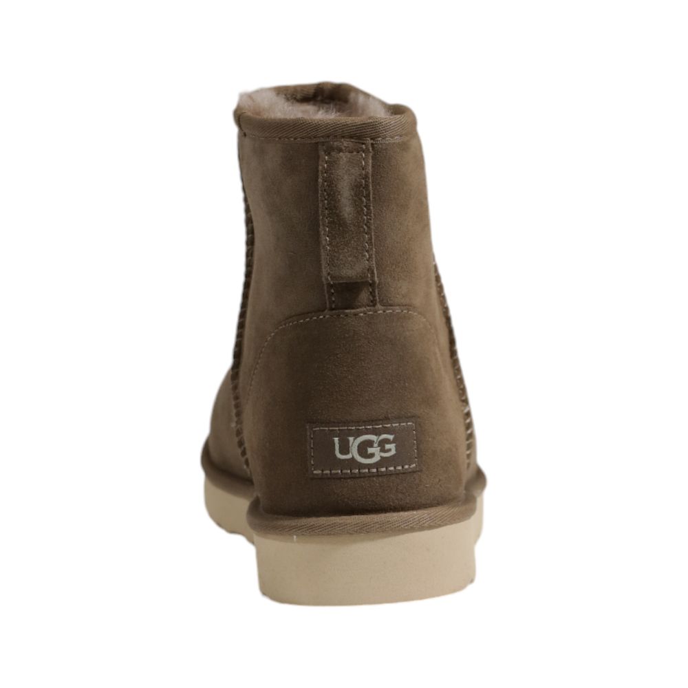 UGG Stiefel aus Wildleder in Grau