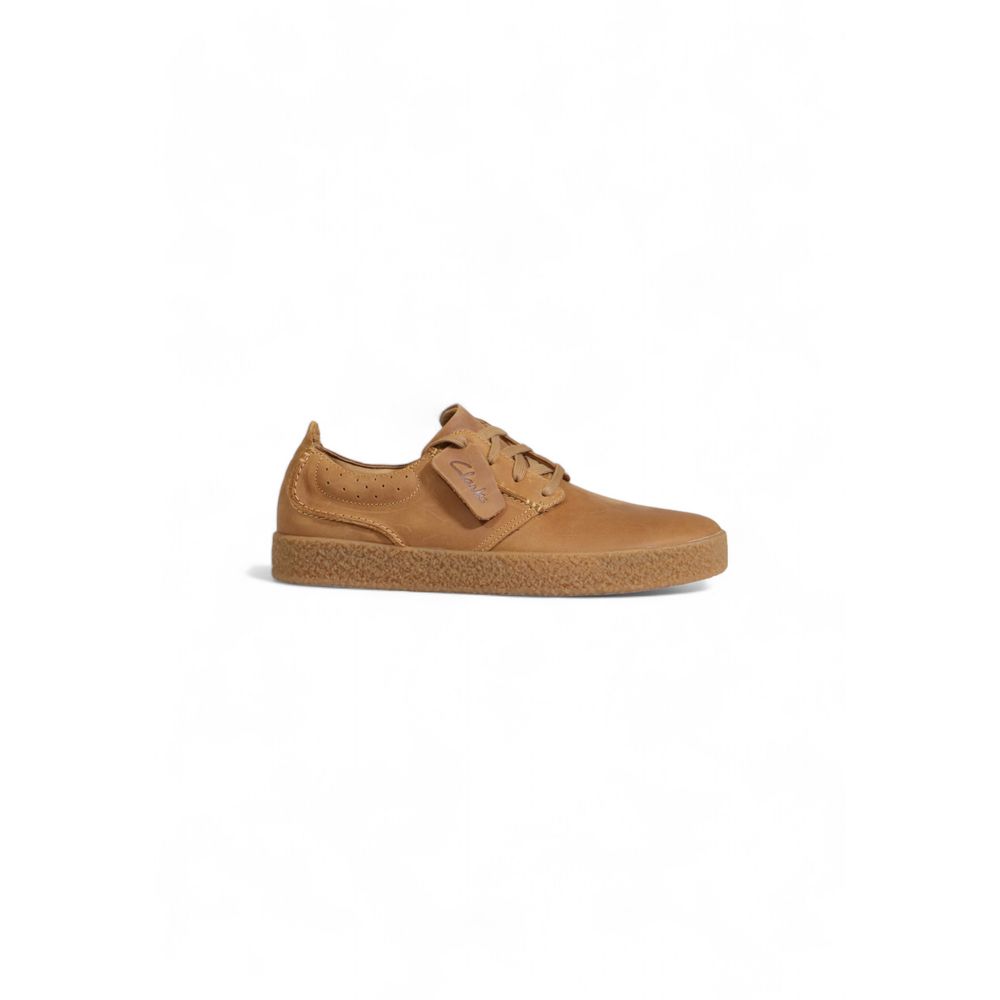 Clarks – Oxfords und Derbys aus Wildleder in Beige