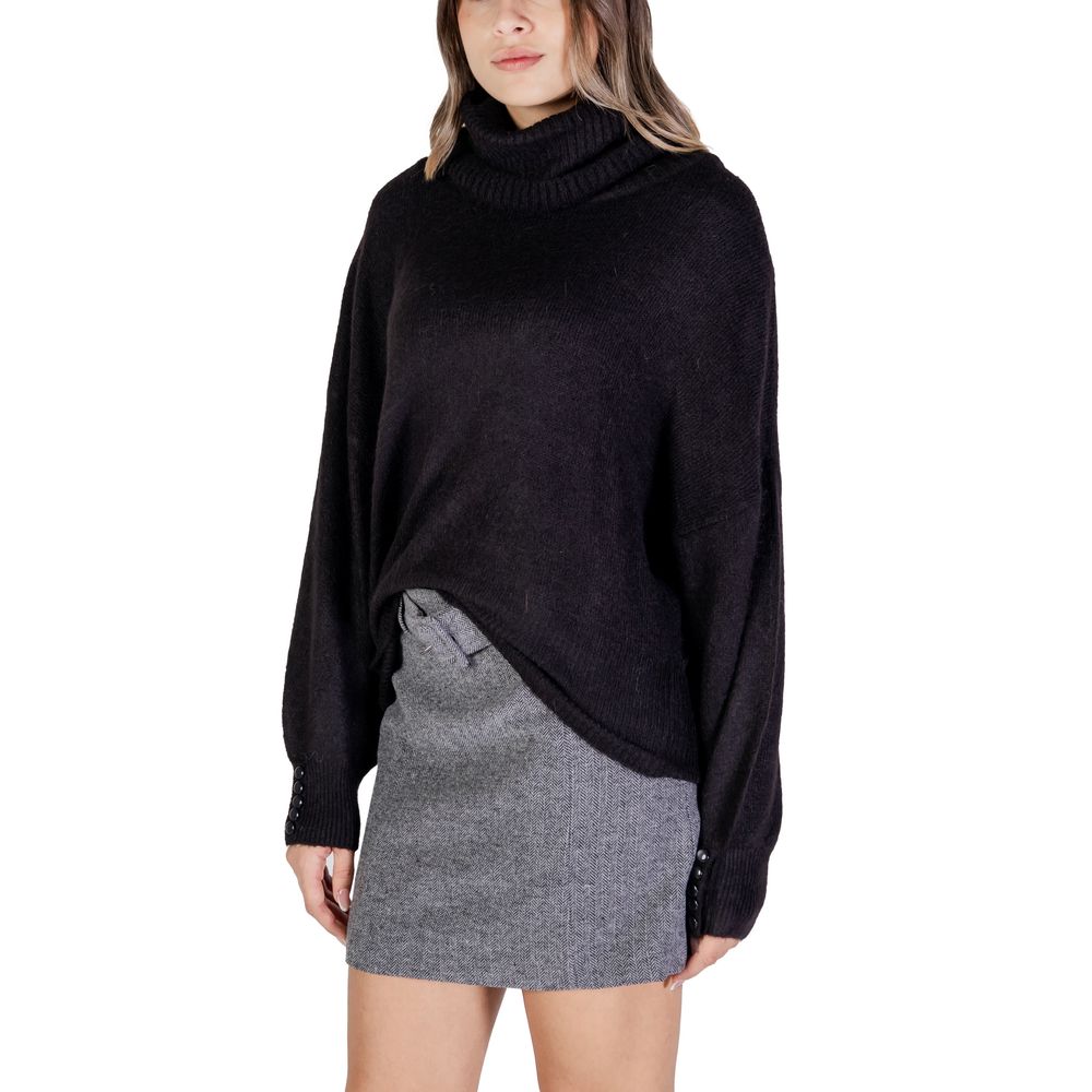 ICHI – Rollkragenpullover in Schwarz aus Marabu