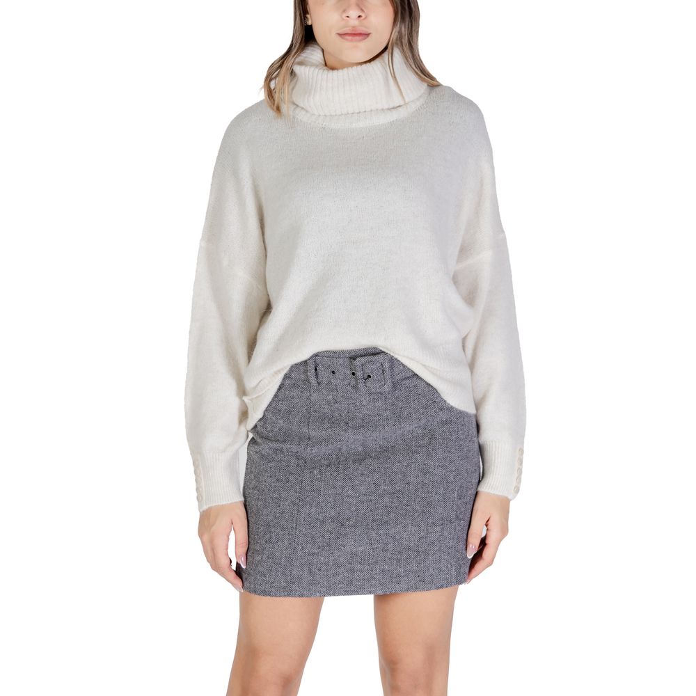 ICHI Rollkragenpullover in Cremefarben mit Marabu-Muster