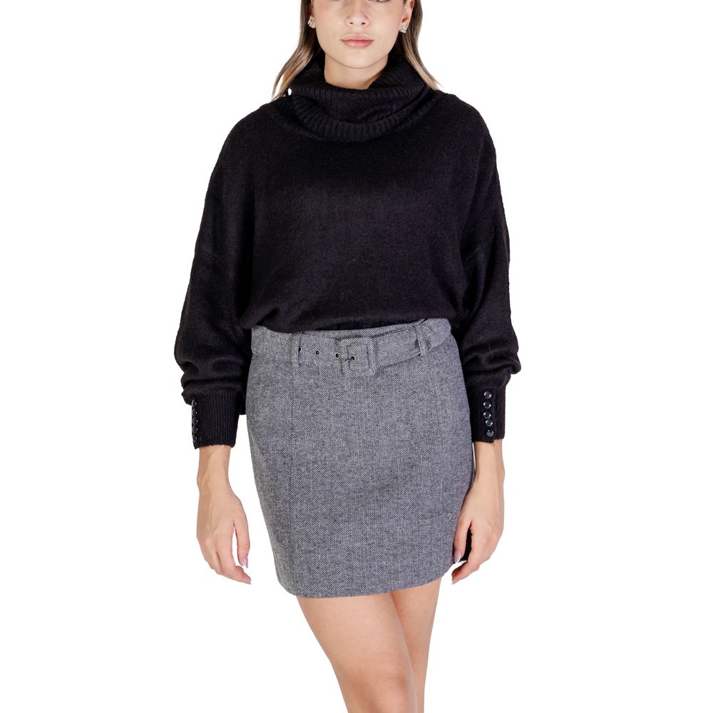 ICHI – Rollkragenpullover in Schwarz aus Marabu