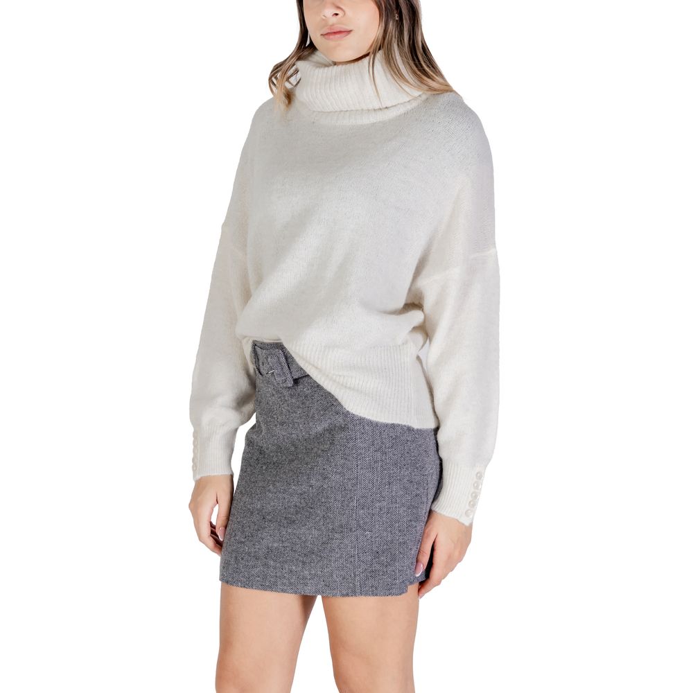 ICHI Rollkragenpullover in Cremefarben mit Marabu-Muster