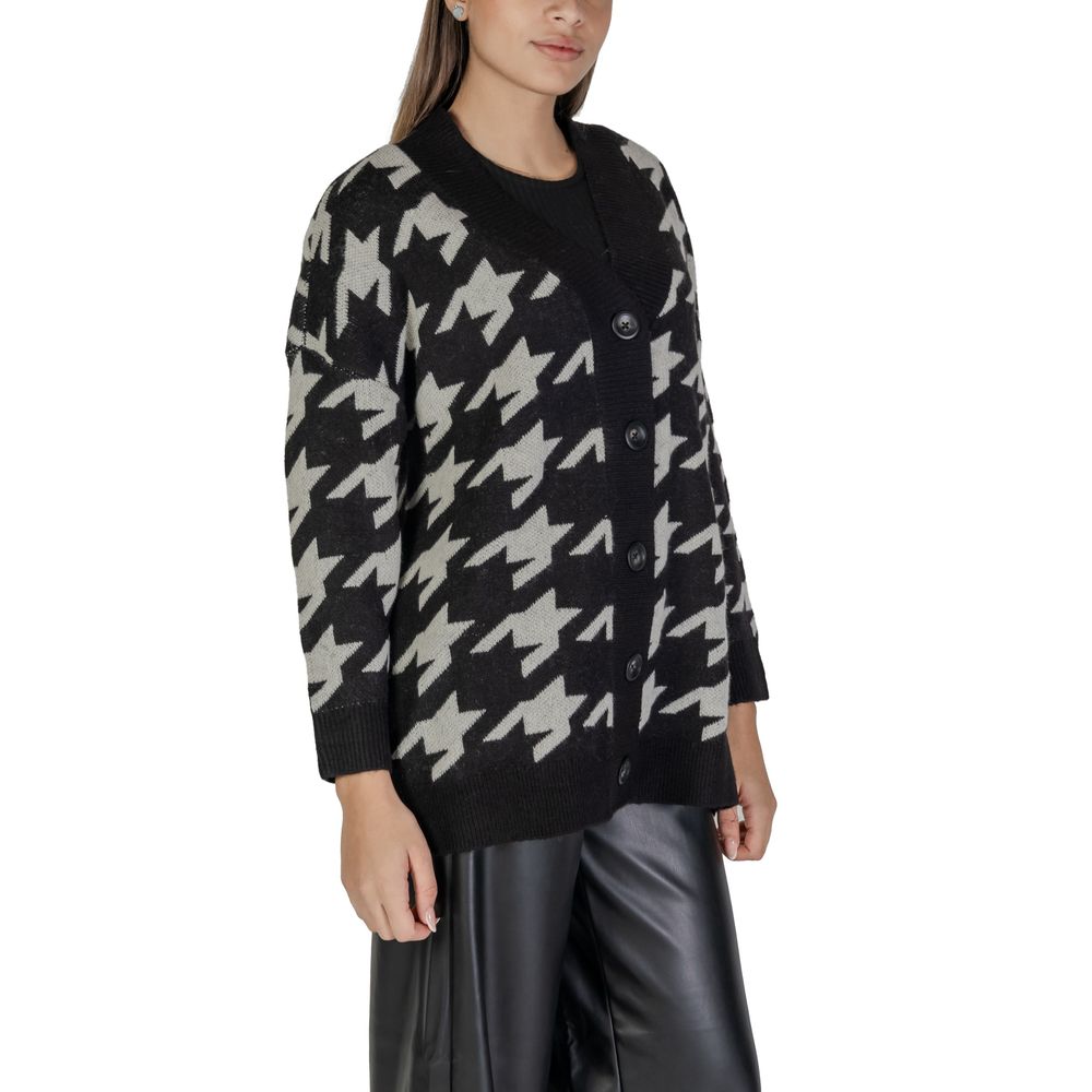 Vero Moda – Schwarz-weiße Marabu-Strickjacke