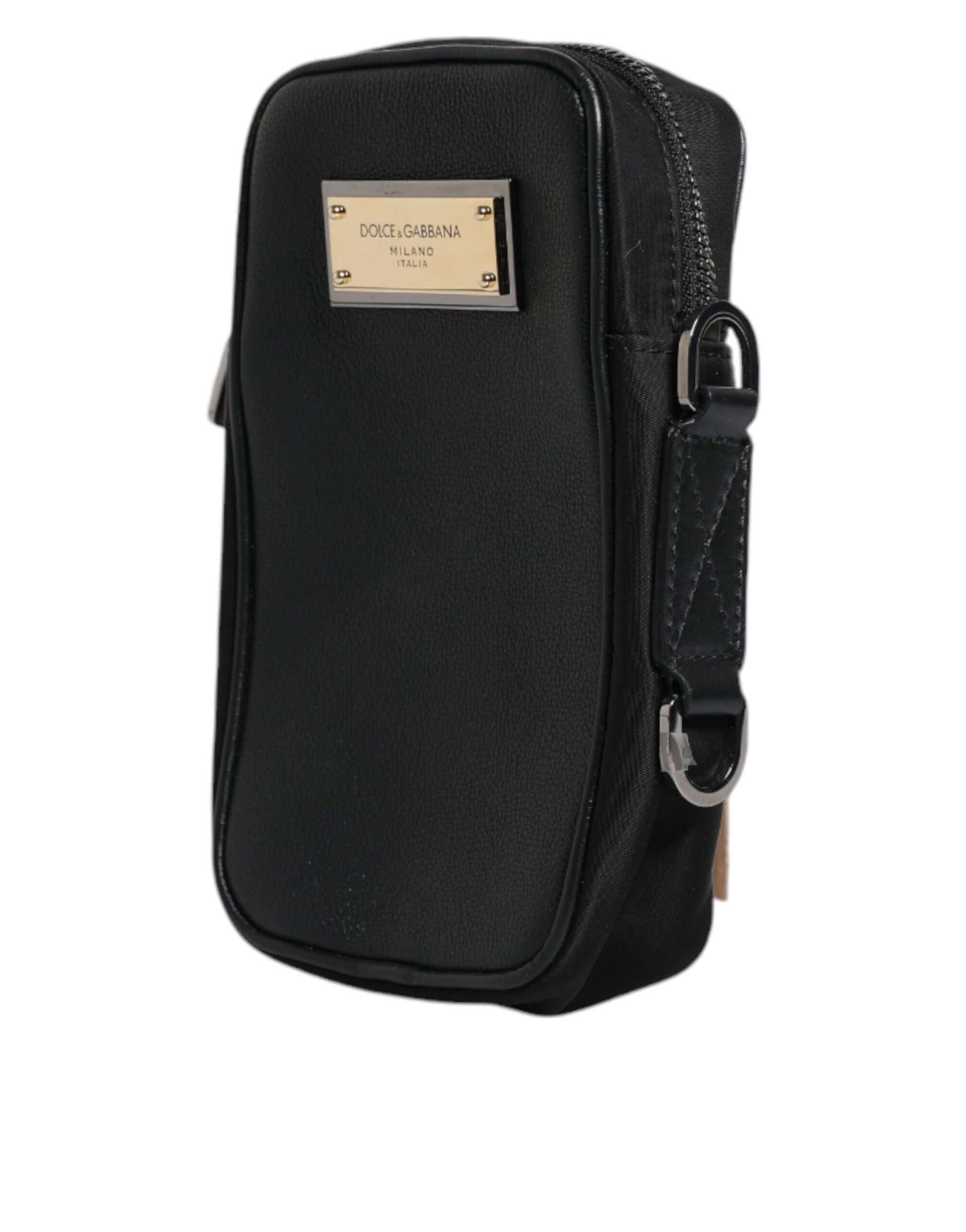 Dolce &amp; Gabbana – Clutch aus schwarzem genarbtem Leder mit Logo-Schild