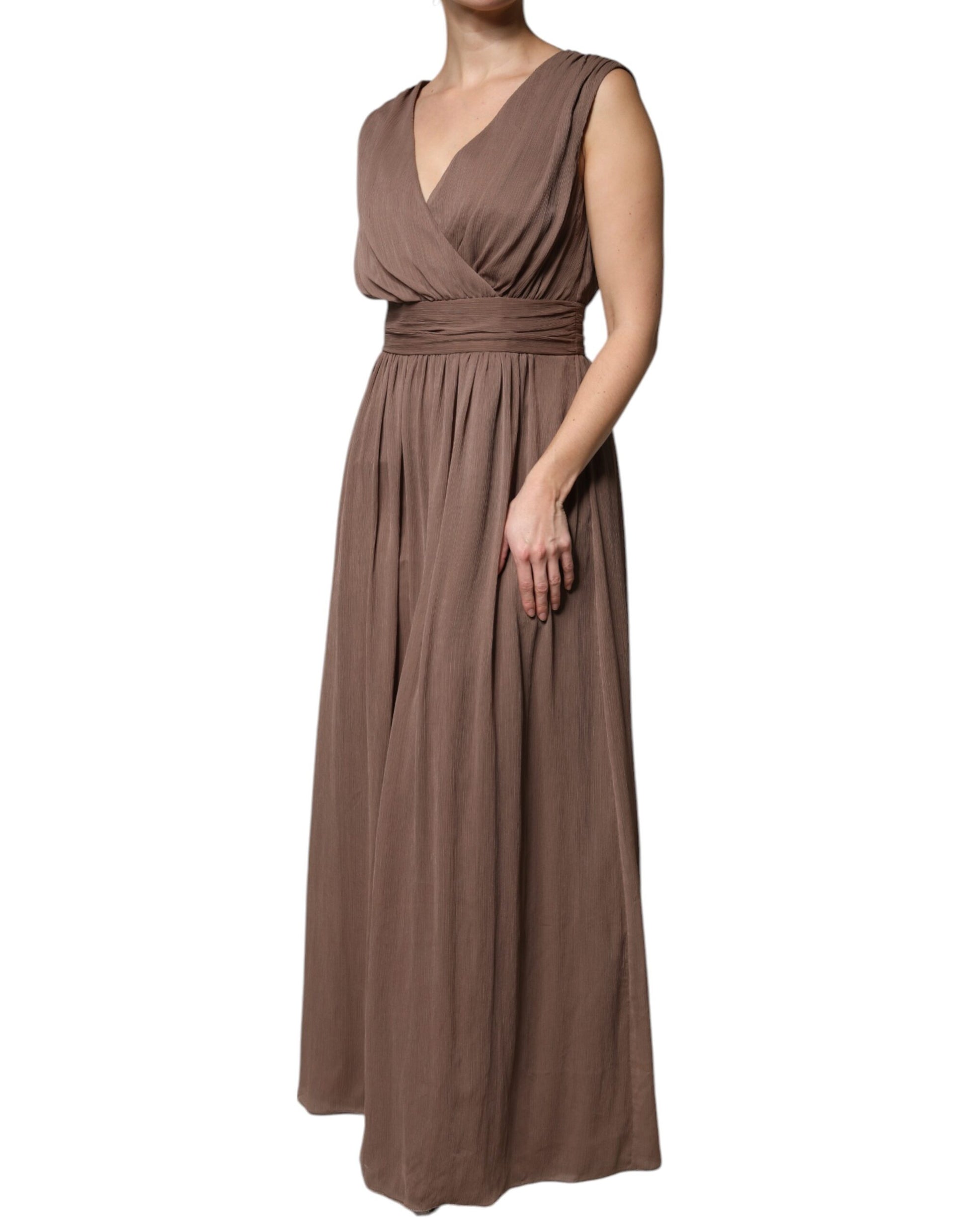 Peserico Braunes ärmelloses Maxikleid in A-Linie mit tiefem V-Ausschnitt