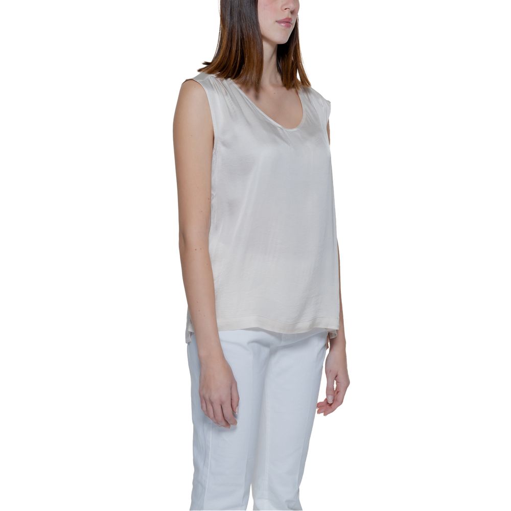 Street One – Cremefarbene Viskosebluse