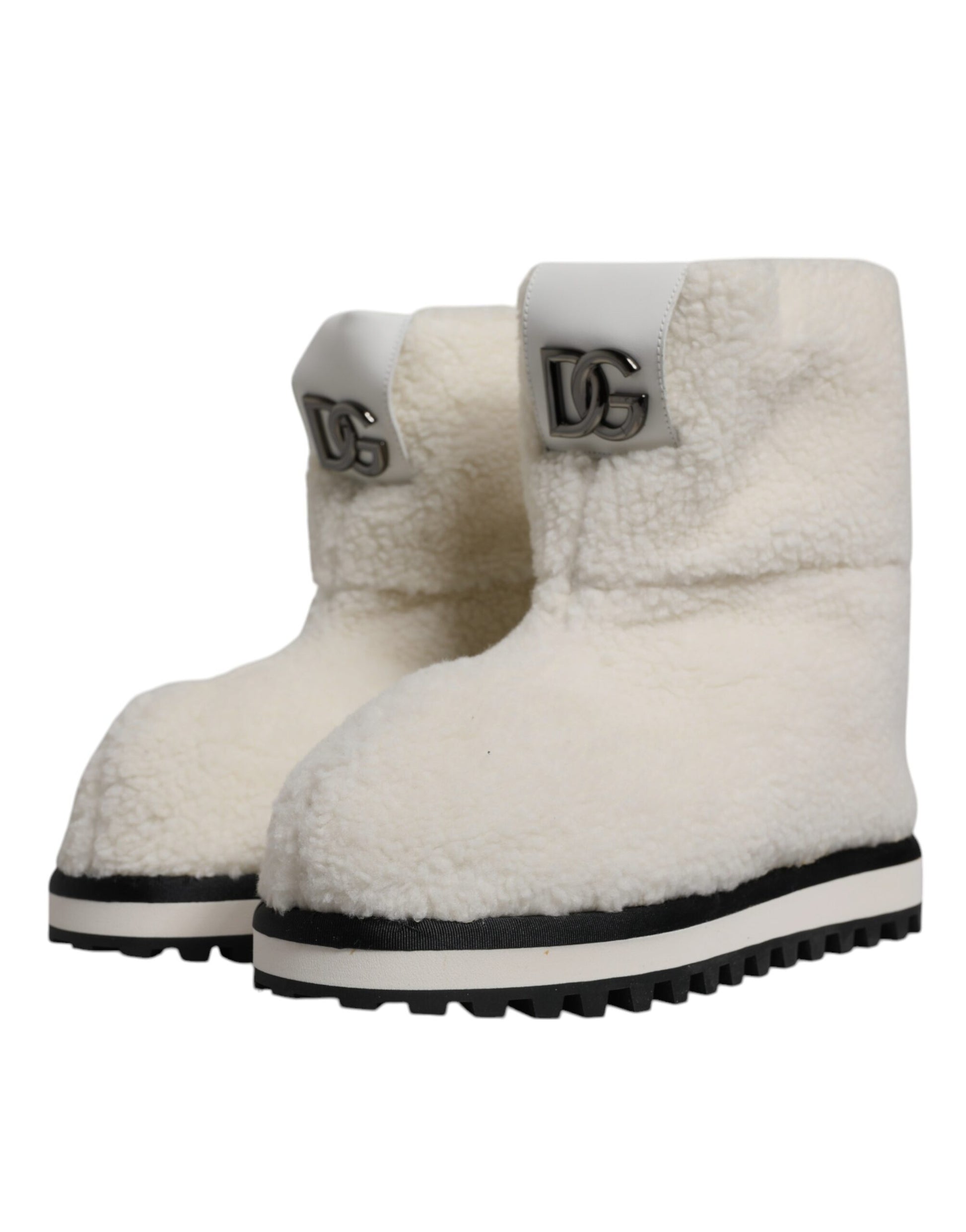Dolce &amp; Gabbana – Weiße, gepolsterte Stiefel mit Plüschlogo und halbhohem Schaft
