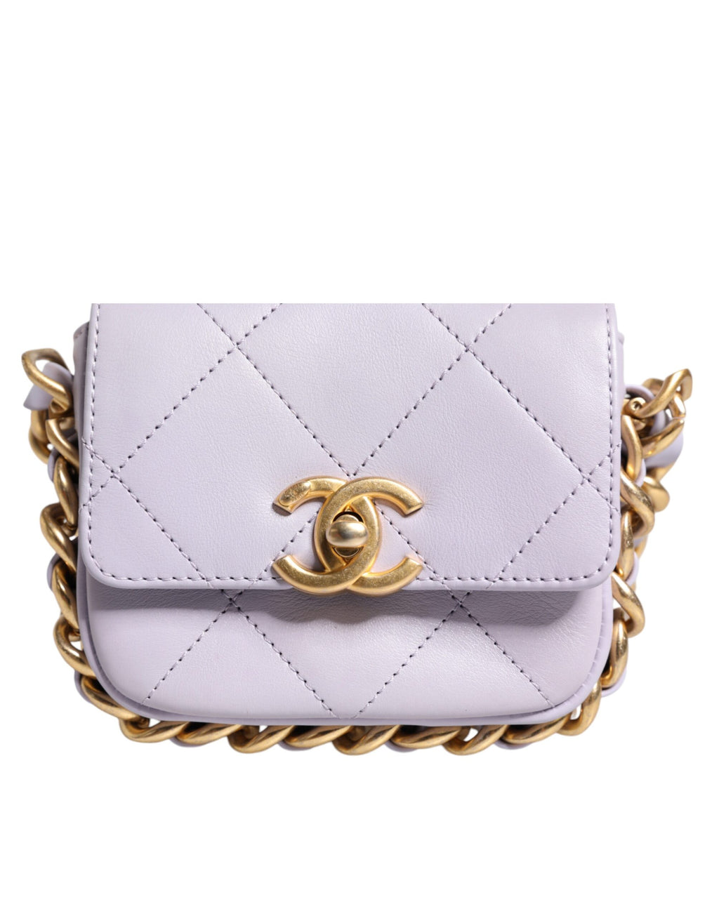 Chanel – Mini-Umhängetasche aus gestepptem Kalbsleder mit Kettenklappe in Blau