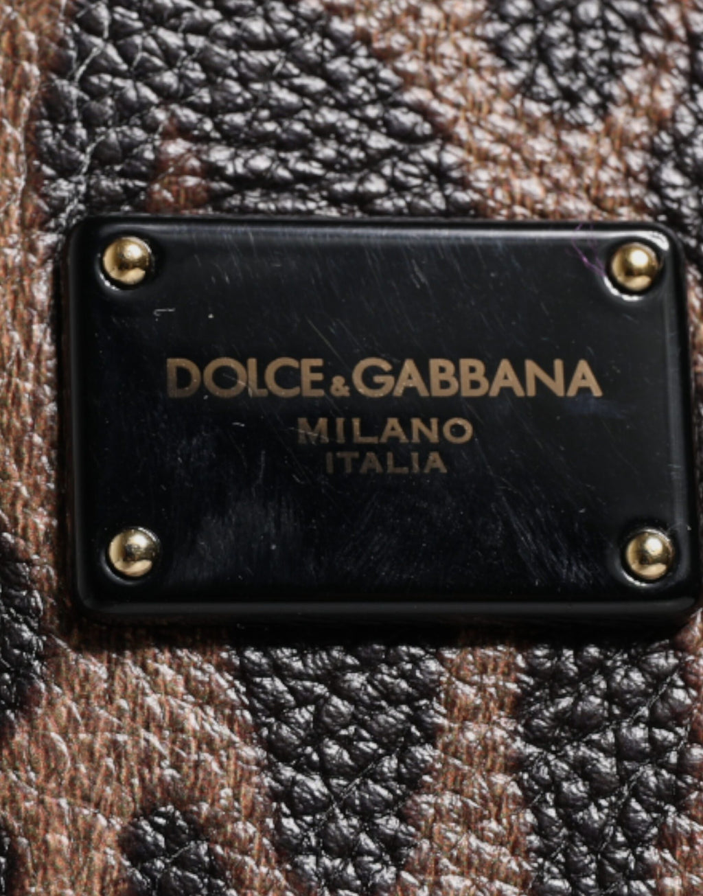 Dolce &amp; Gabbana Schultertasche aus Kalbsleder mit Leopardenmuster in Braun und Schwarz