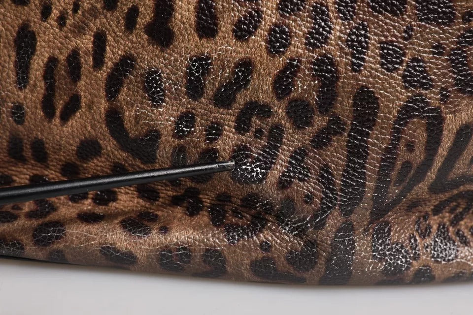 Dolce &amp; Gabbana Schultertasche aus Kalbsleder mit Leopardenmuster in Braun und Schwarz