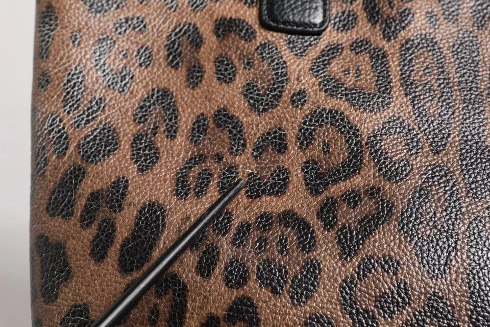 Dolce &amp; Gabbana Schultertasche aus Kalbsleder mit Leopardenmuster in Braun und Schwarz