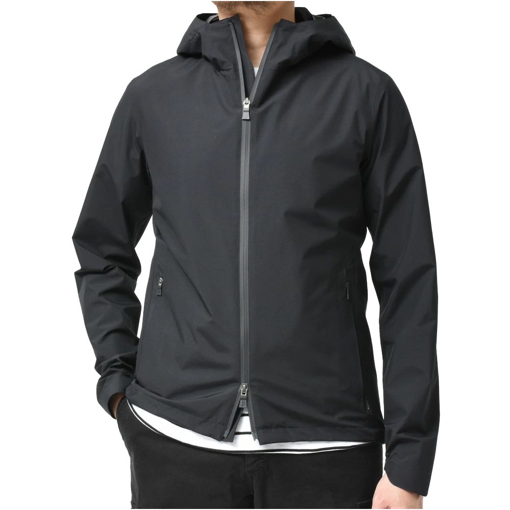 Schwarze Nylonjacke von Herno