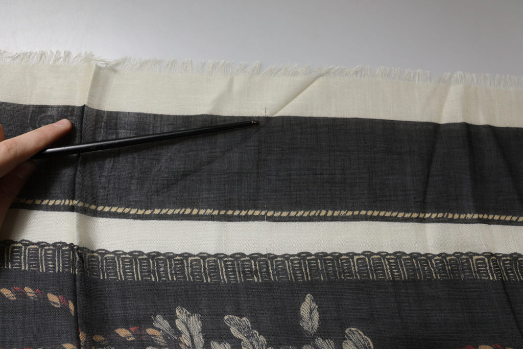 Dolce &amp; Gabbana Mehrfarbig bedruckter Foulard-Schal aus Kaschmir