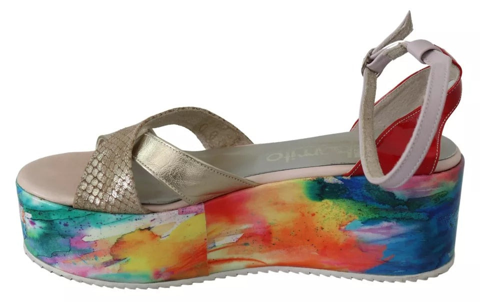EBARRITO Mehrfarbige Sandalen mit Knöchelriemen und Keilabsatz aus Leder