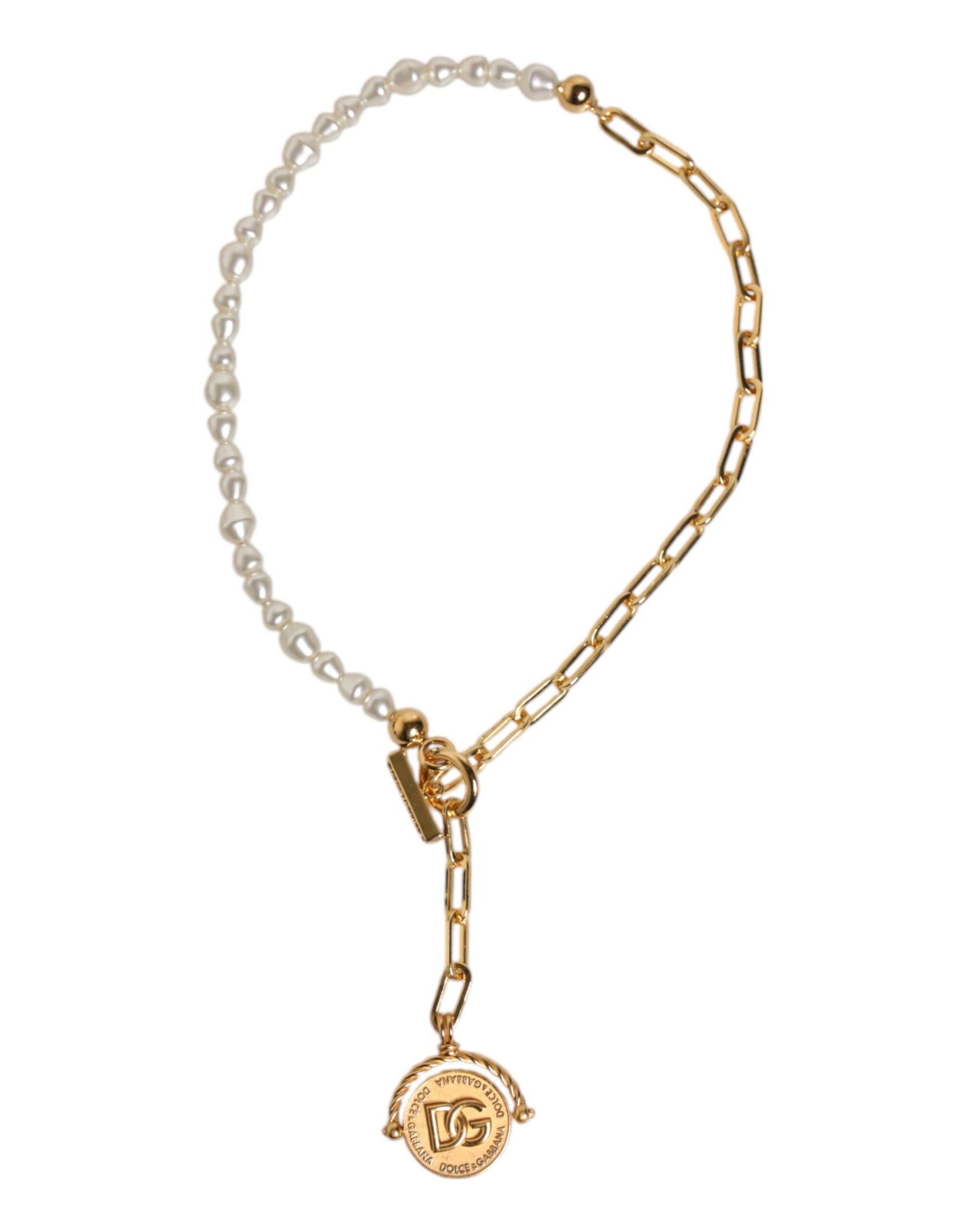 Dolce &amp; Gabbana Halskette mit Logo-Anhänger aus Messing mit goldener Kette und Kunstperlen