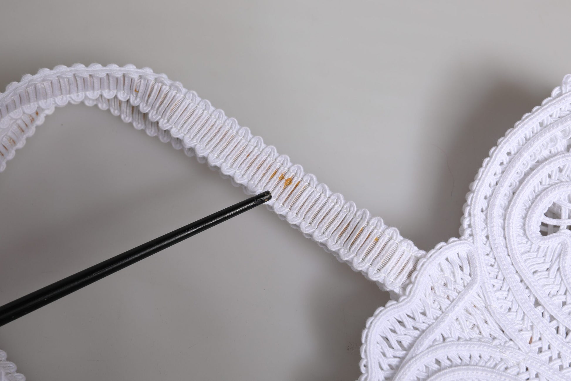 Dolce &amp; Gabbana – Weiße Einkaufstasche „Beatrice“ aus Cordonetto-Spitze