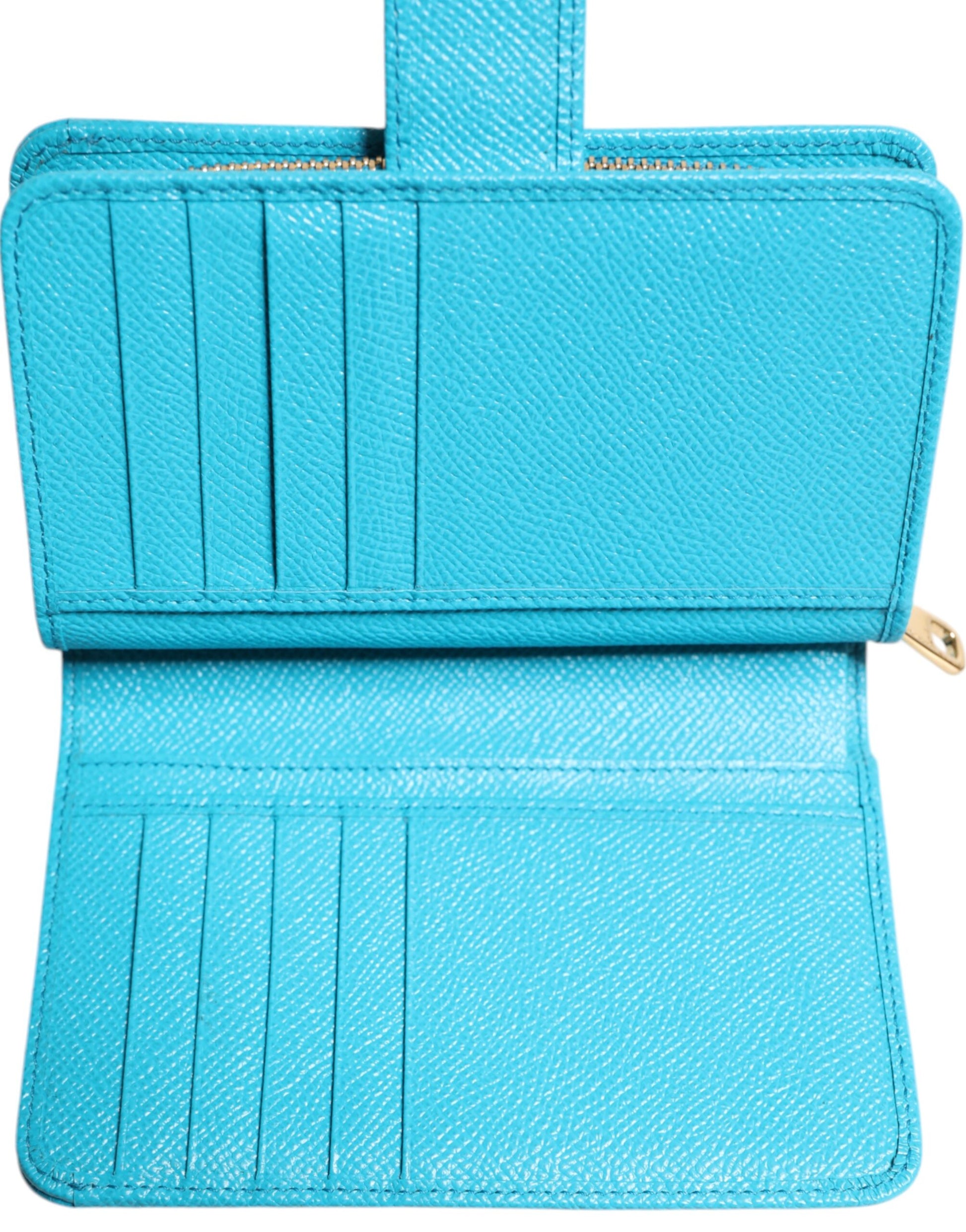 Dolce &amp; Gabbana Hellblaue, zweifach faltbare Clutch aus Leder im Continental-Stil