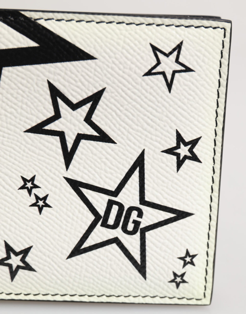 Dolce & Gabbana White Leather DG Star Logo Bifold Card Holder Wallet