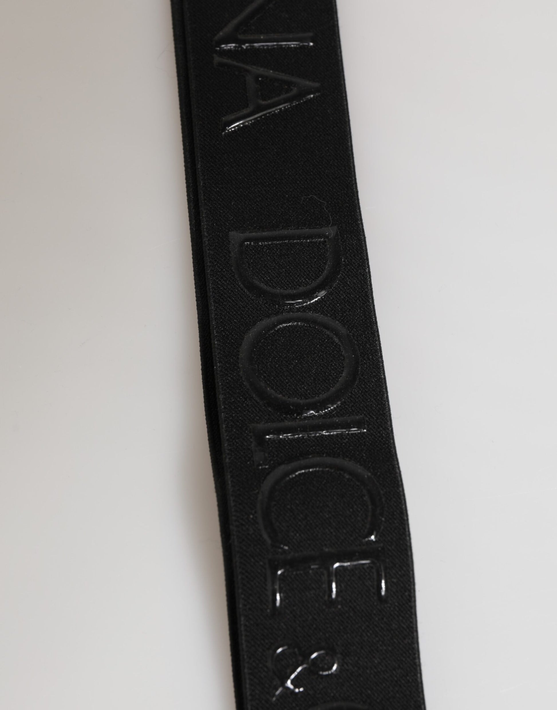 Dolce &amp; Gabbana – Schlüsselanhänger mit DG-Logo aus gummiertem Polyester-Stretch in Schwarz