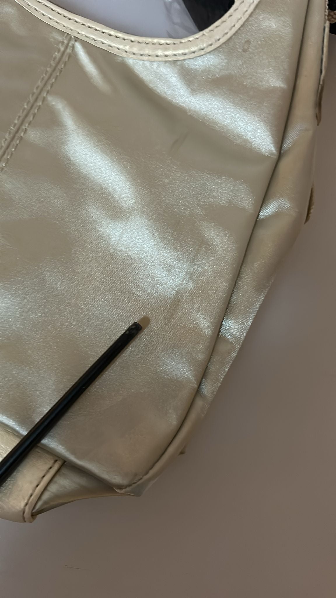 WAYFARER Schicke Umhängetasche aus weißem Stoff – perfekt für jeden Anlass