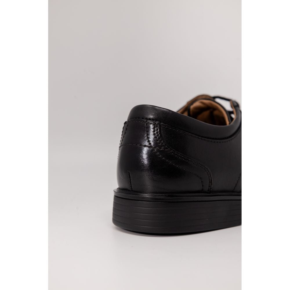 Clarks – Oxfords und Derbys aus schwarzem Leder