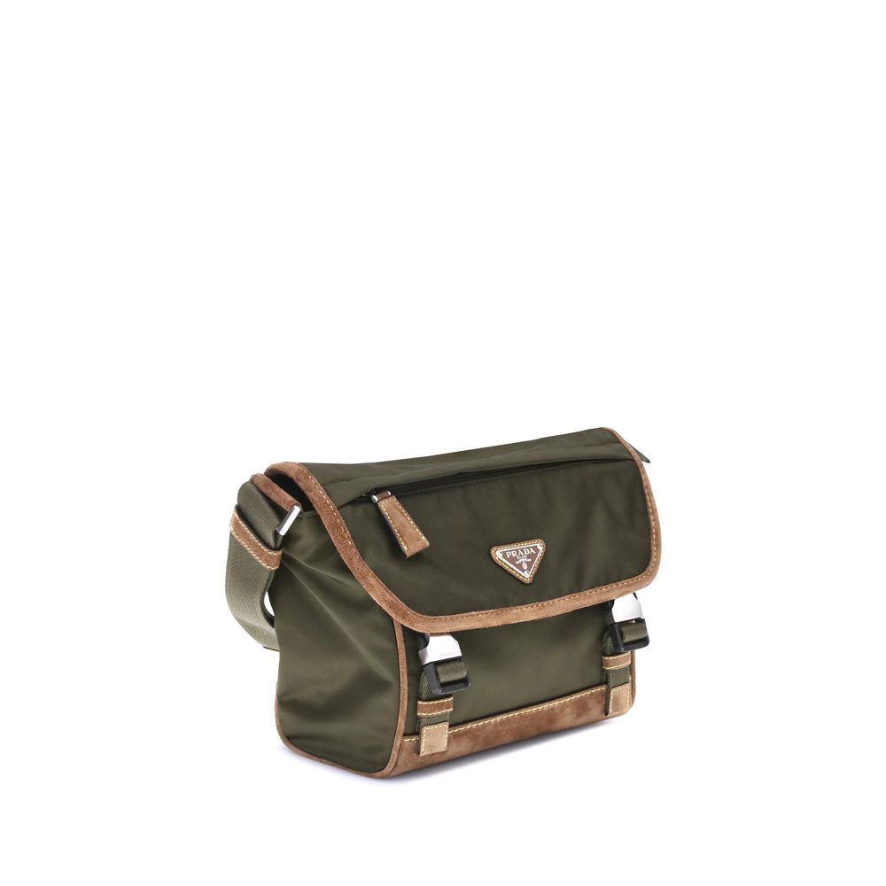 Prada – Mittelgroße Schultertasche aus Re-Nylon und Leder