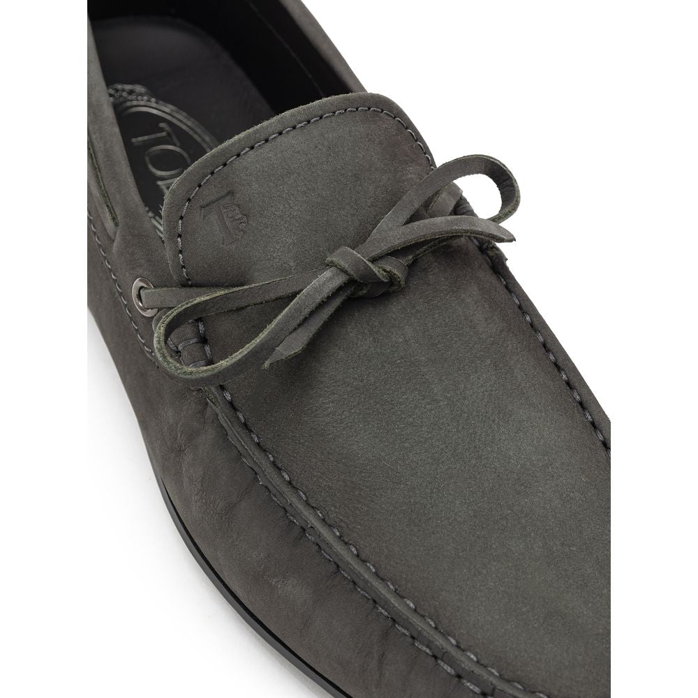 Tod's Mokassin aus grauem Nubukleder